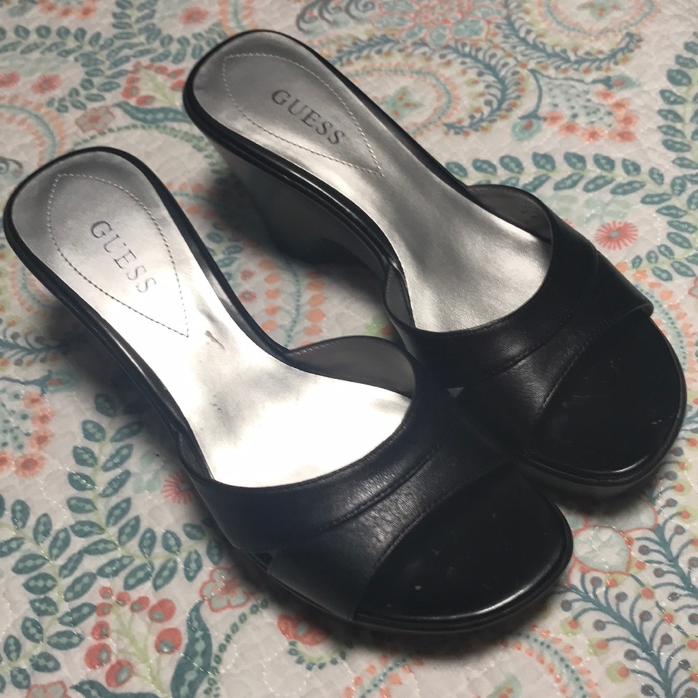 Guess Slide Wedges